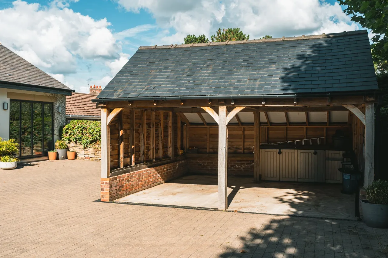 The Green, Hasland, S41, photo 73