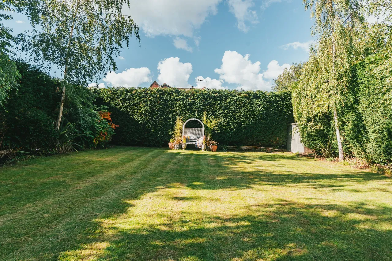 The Green, Hasland, S41, photo 47