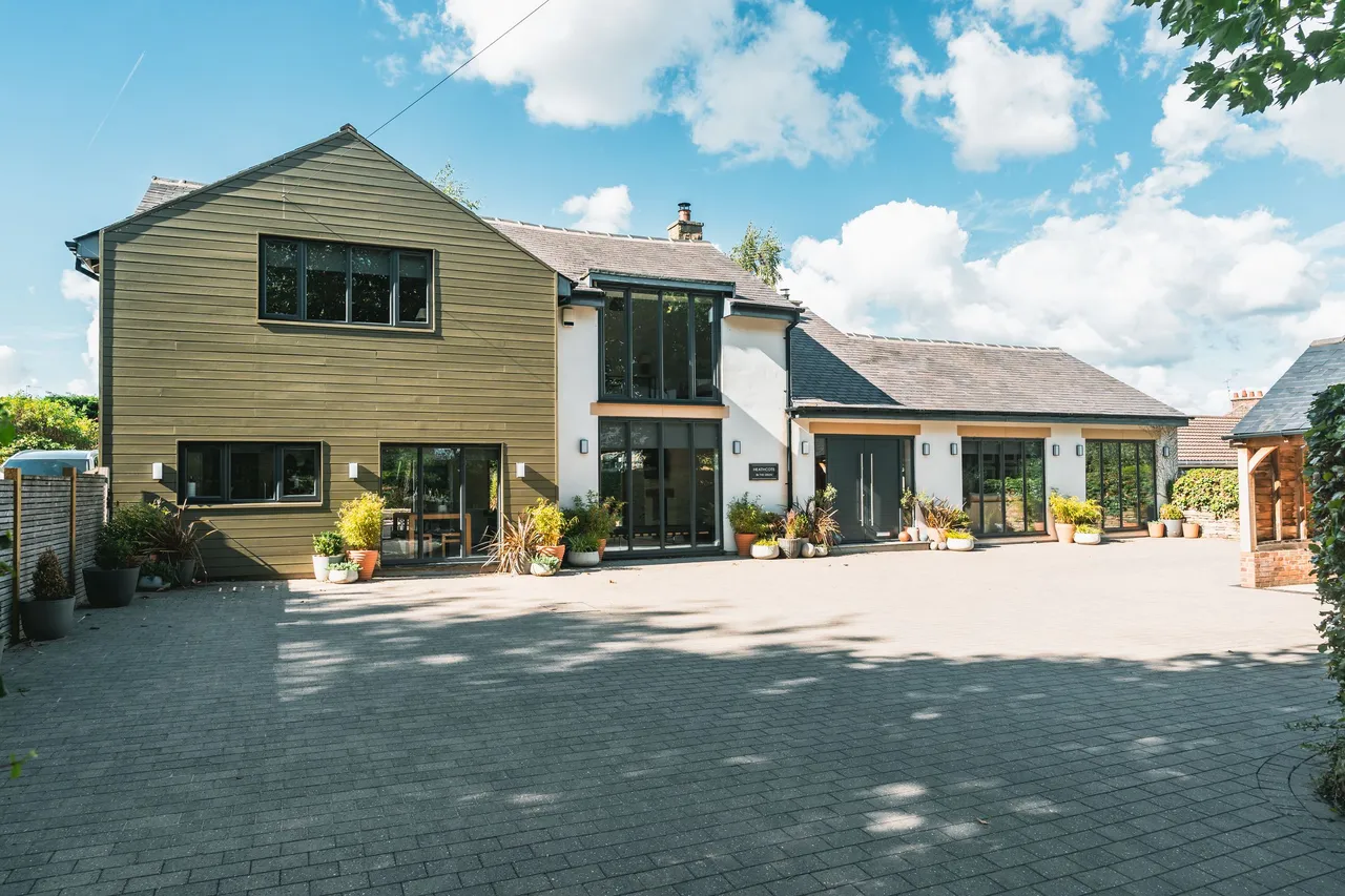 The Green, Hasland, S41, photo 72