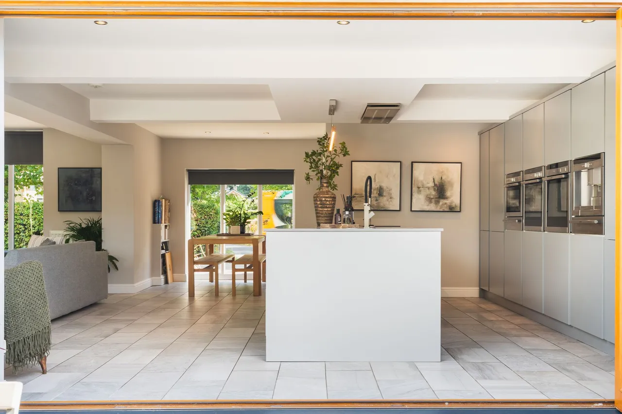 The Green, Hasland, S41, photo 41