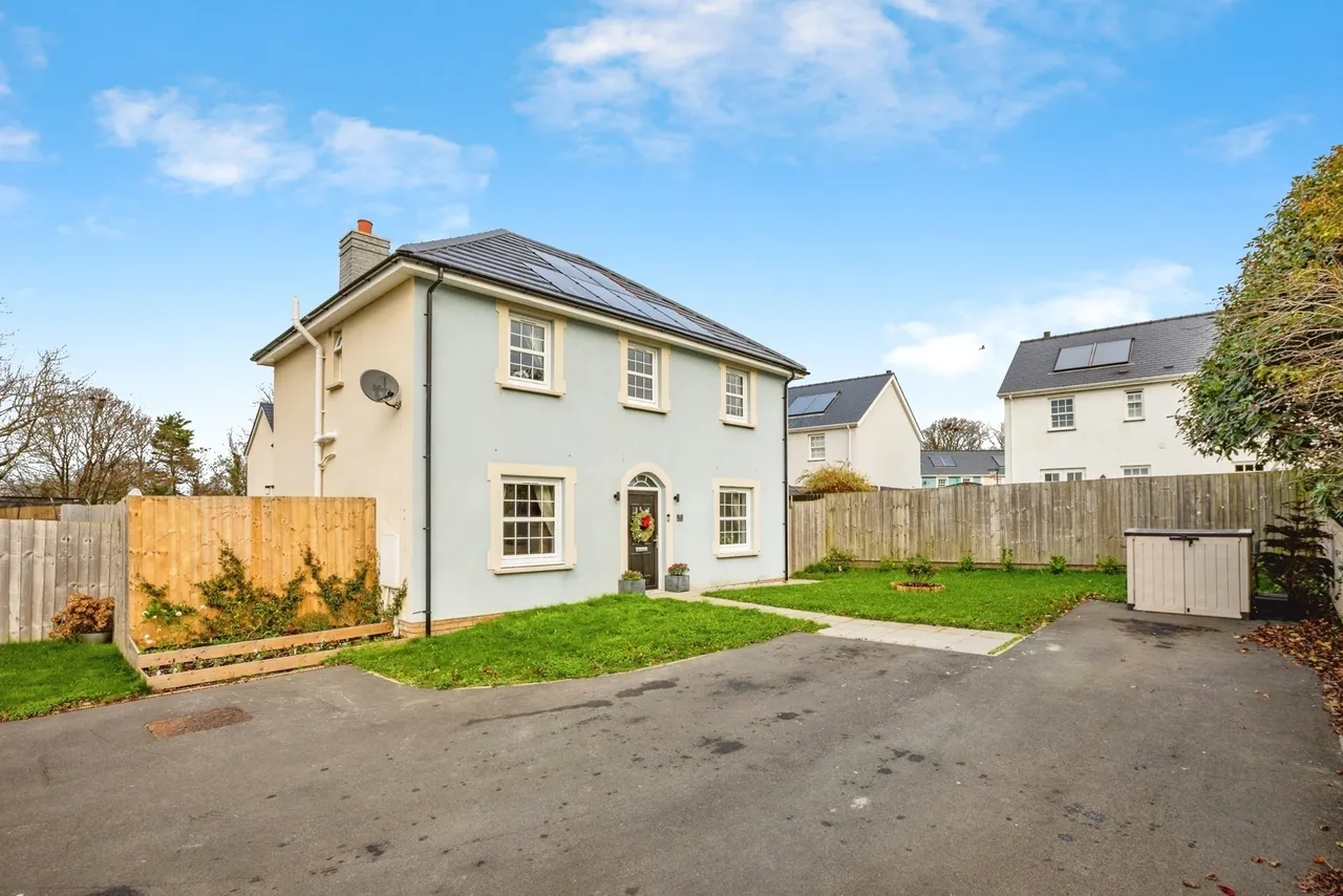 4 bed house for sale, Stad Craig Ddu, Llanon, SY23