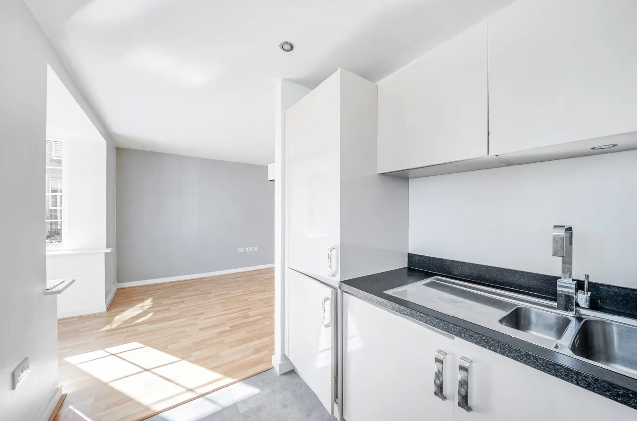 Norwood Drive, Menston, LS29, photo 3