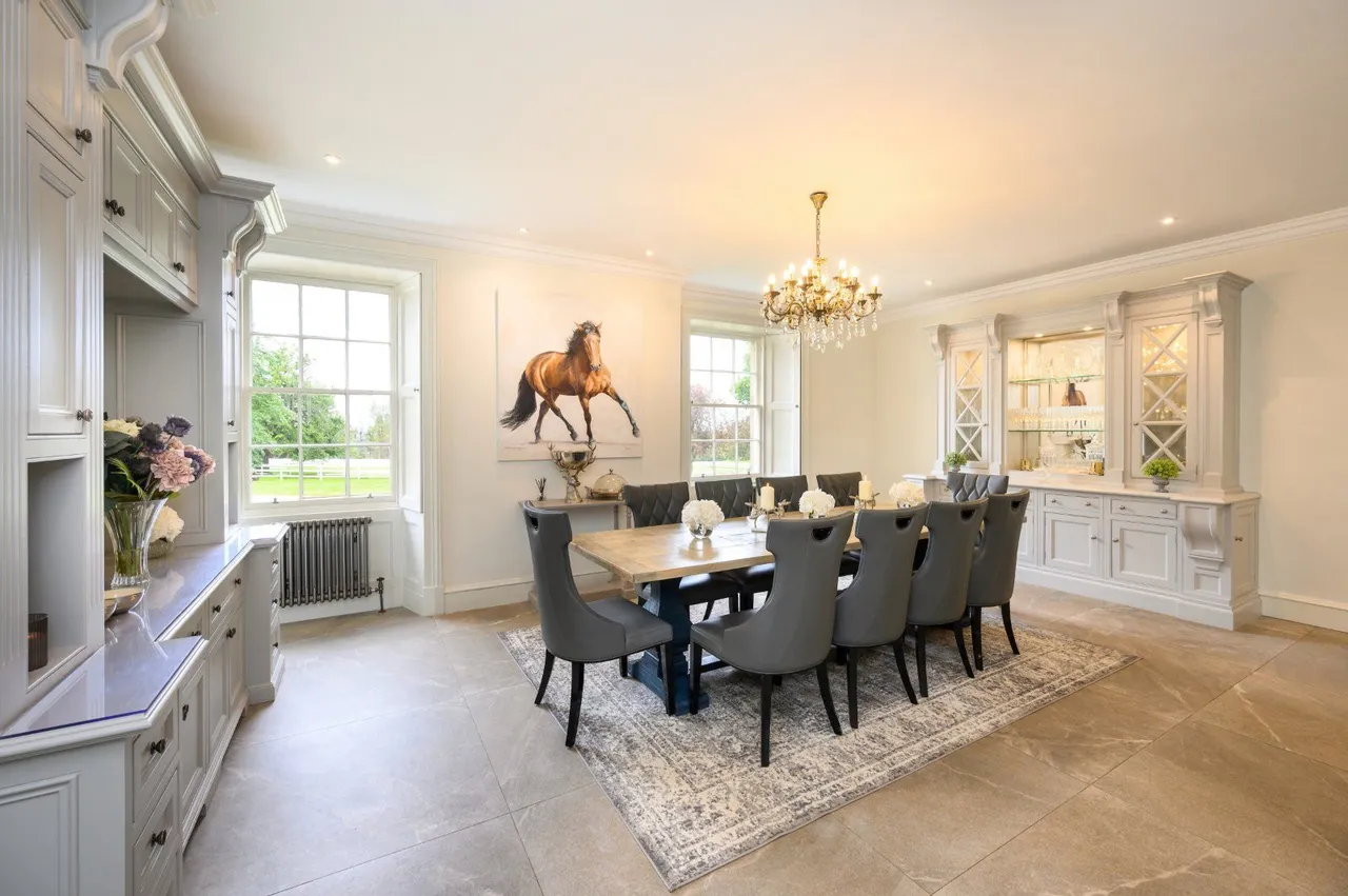 Ormiston Castle, Kirknewton, EH27, photo 8