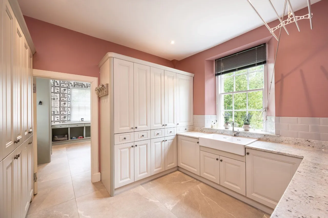Ormiston Castle, Kirknewton, EH27, photo 9