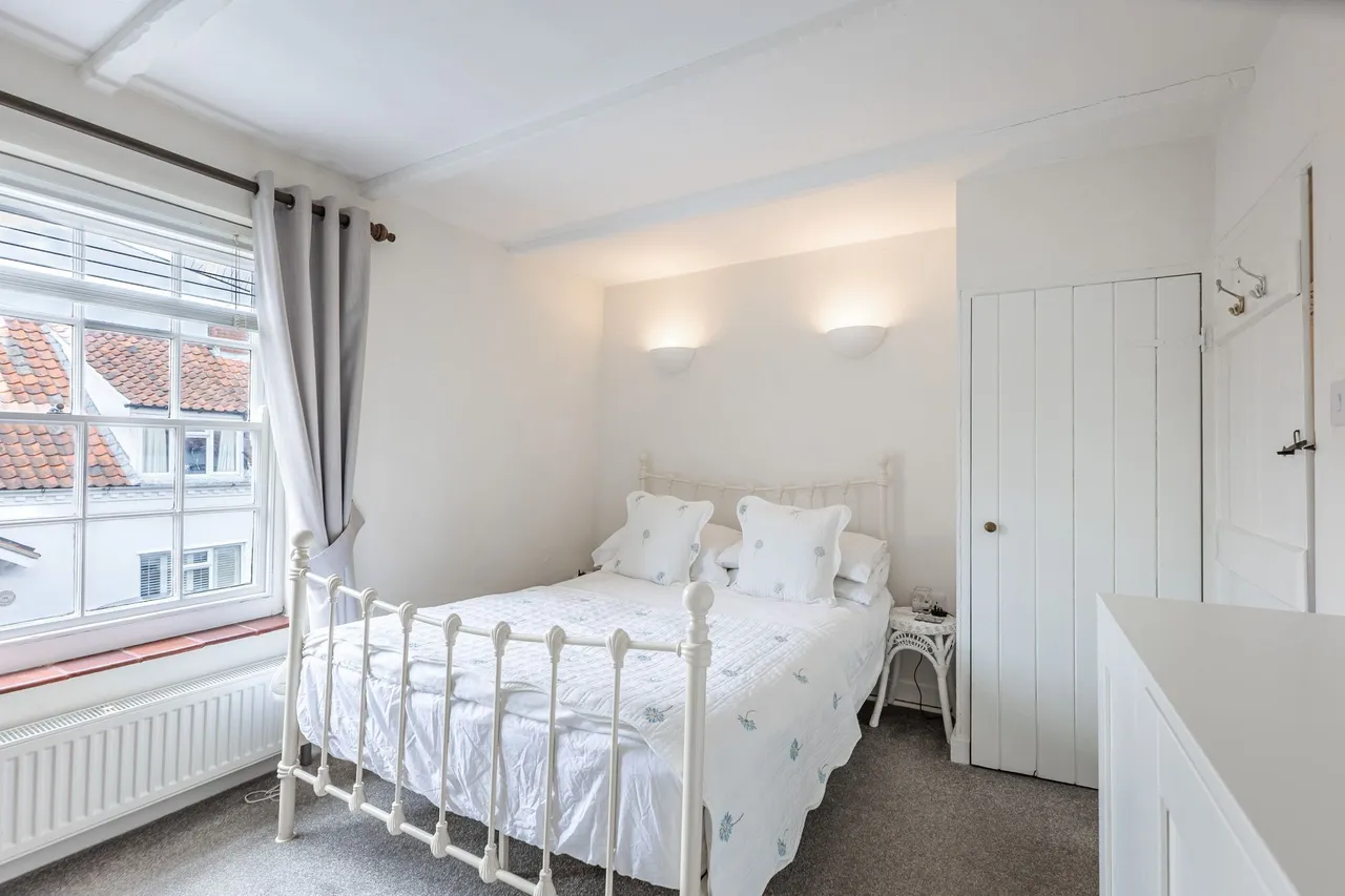 Restored Grade II Idyllic Cottage in, photo 7