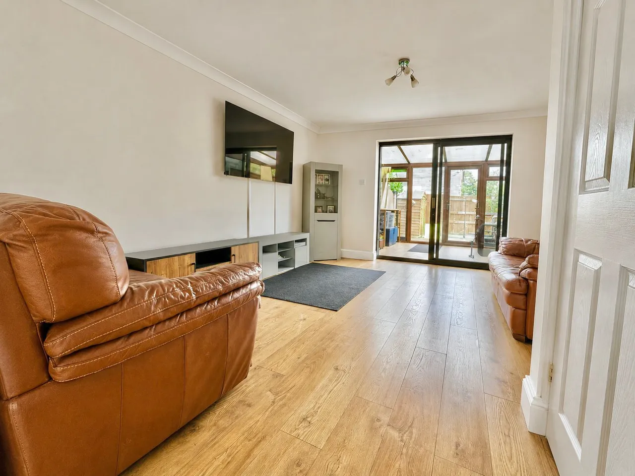 High Street, Eastchurch, ME12, photo 4