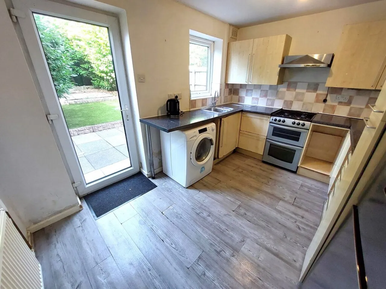 Higher Wood Street, Middleton, M24, photo 5
