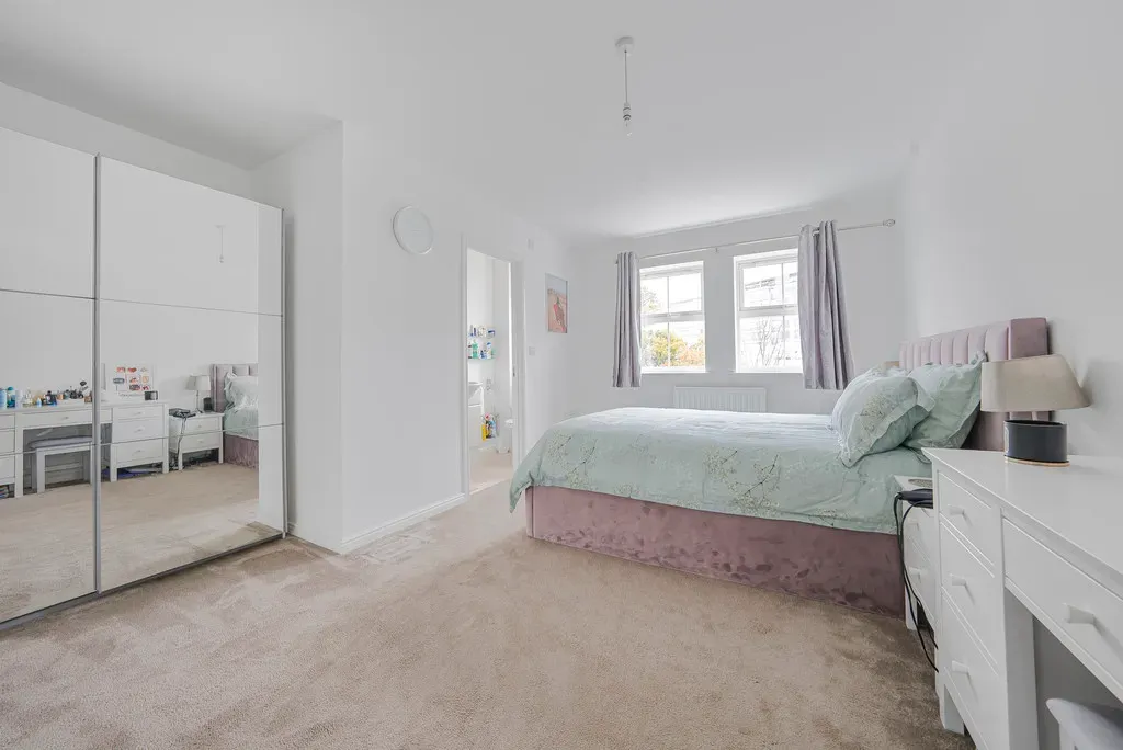 Morton Close, Uxbridge, photo 17