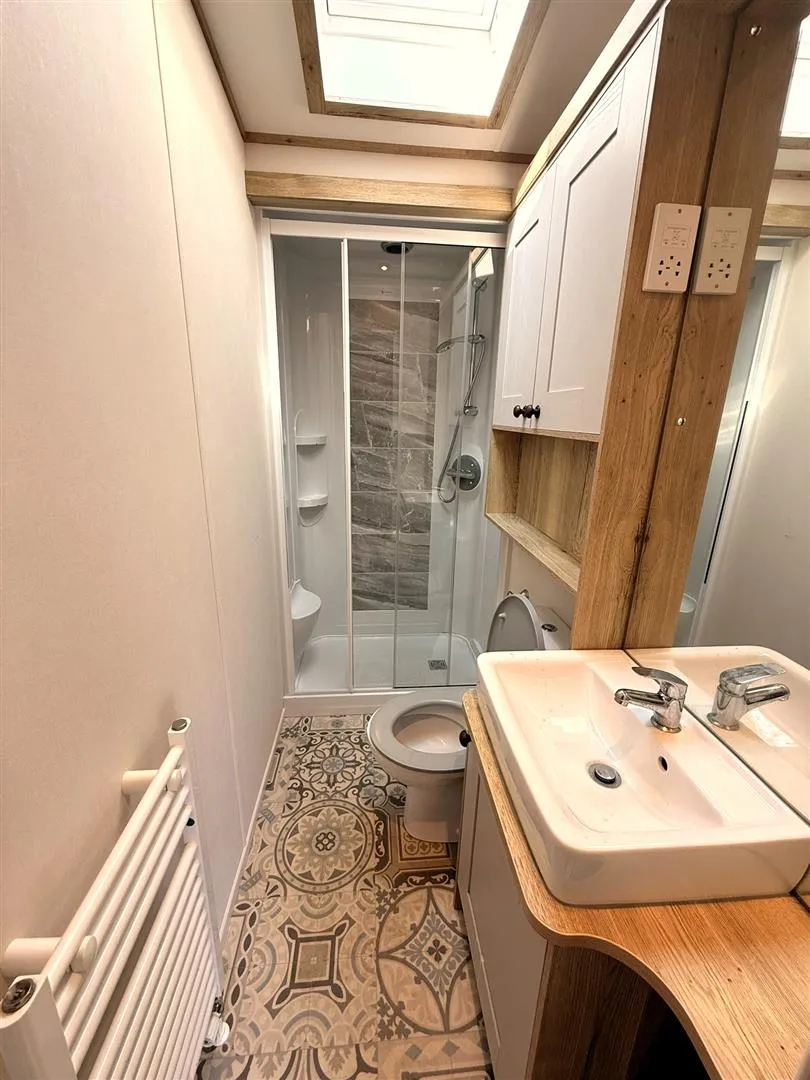 Little Lakeland Caravan Park, Wortwell, IP20, photo 4