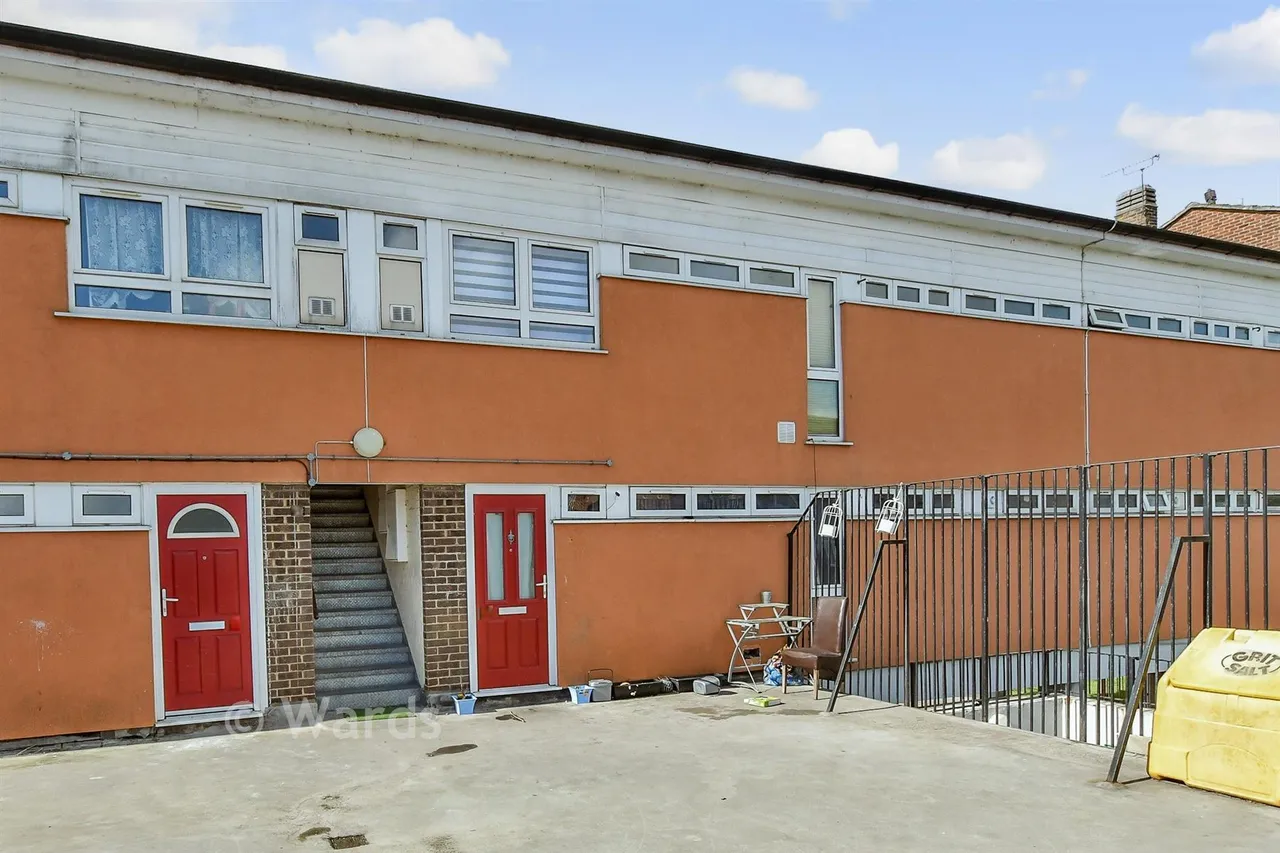 1 bed flat for sale, Britton Street, Gillingham, ME7