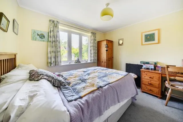 Ridgeway Close, Lightwater, GU18, photo 14