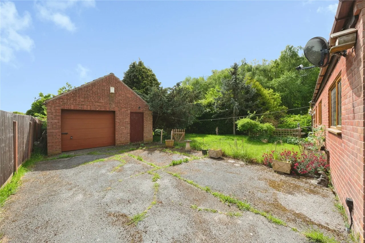 Tuxford Road, Boughton, Newark, Nottinghamshire, NG22, photo 19