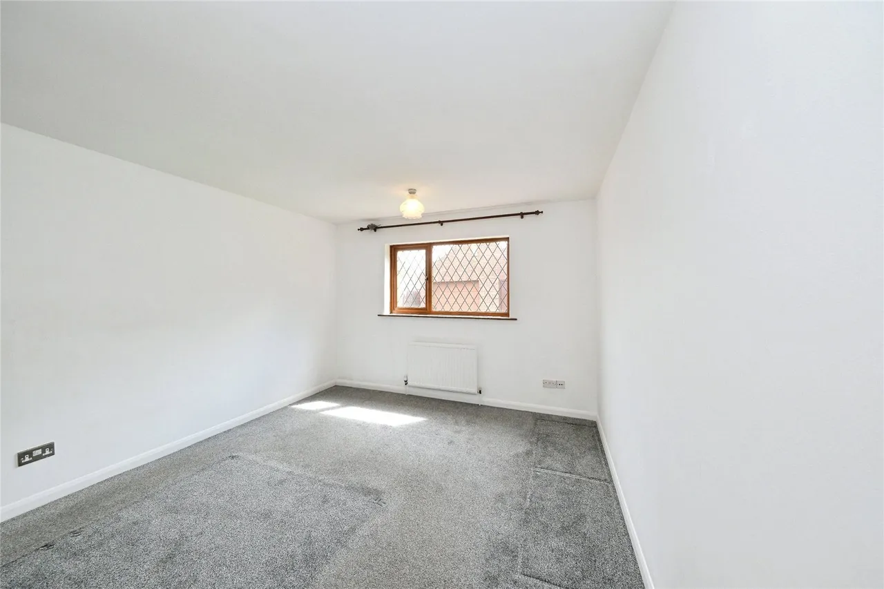 Tuxford Road, Boughton, Newark, Nottinghamshire, NG22, photo 12