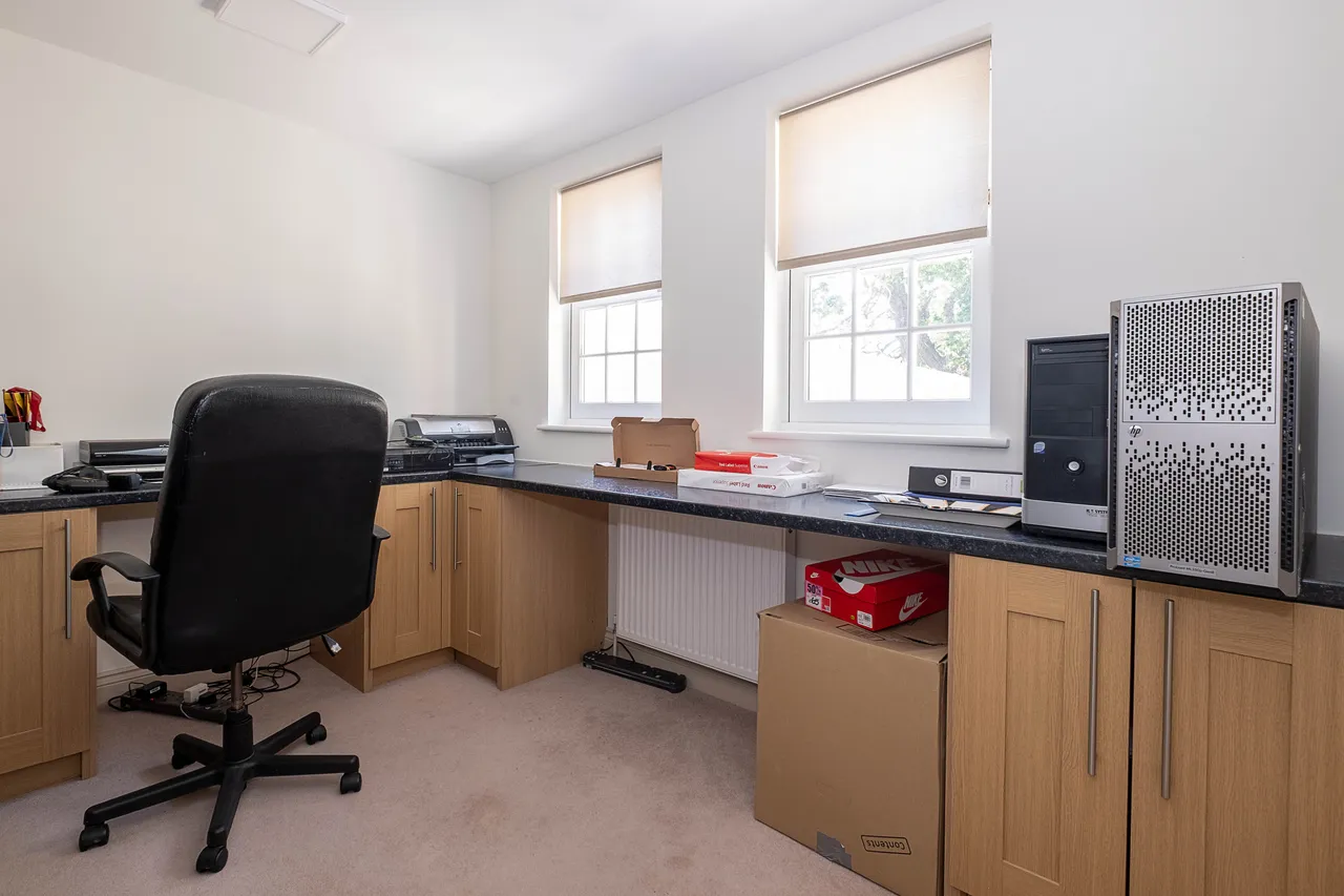 Angelo Mews, London, SW16, photo 11
