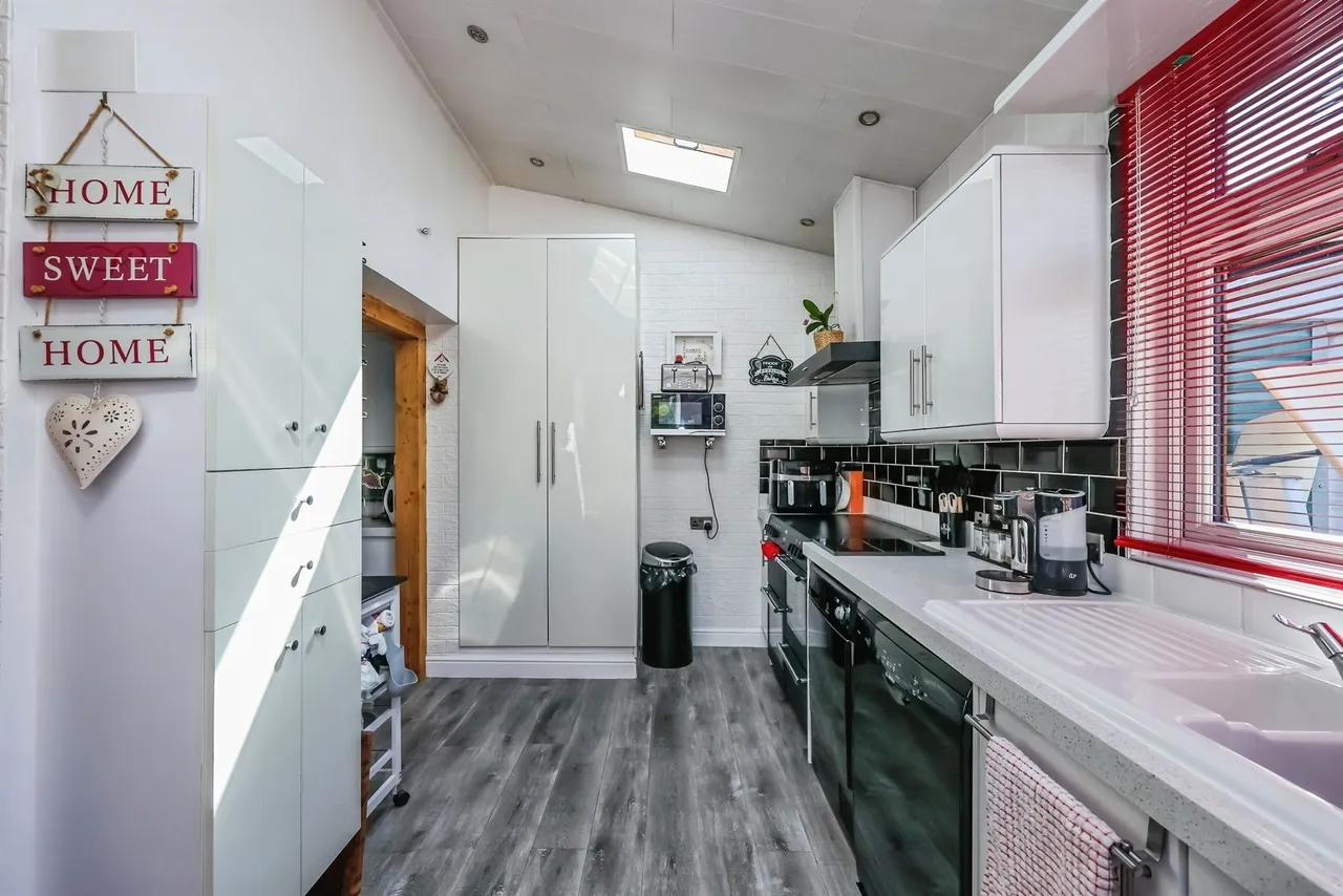New Road, Ironville, NG16, photo 10