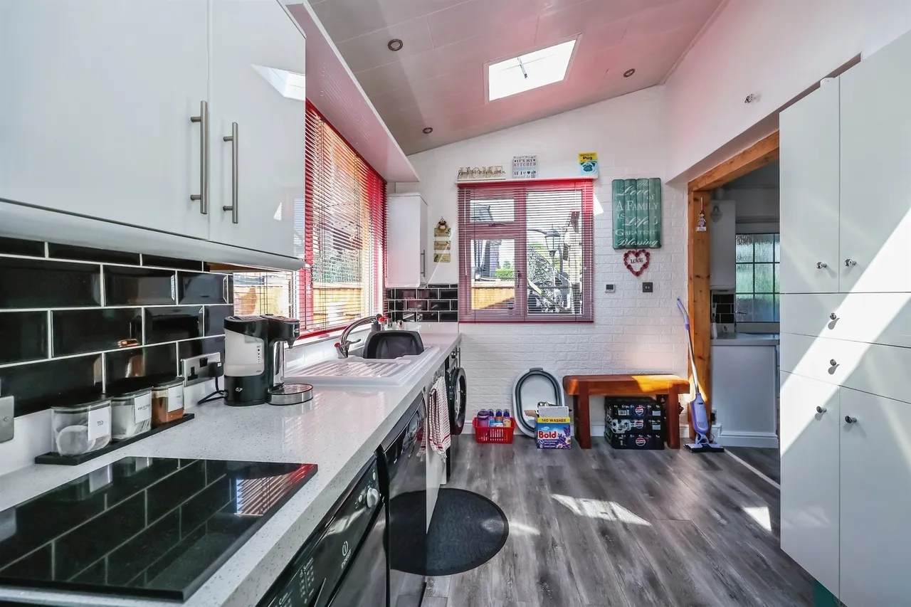 New Road, Ironville, NG16, photo 11