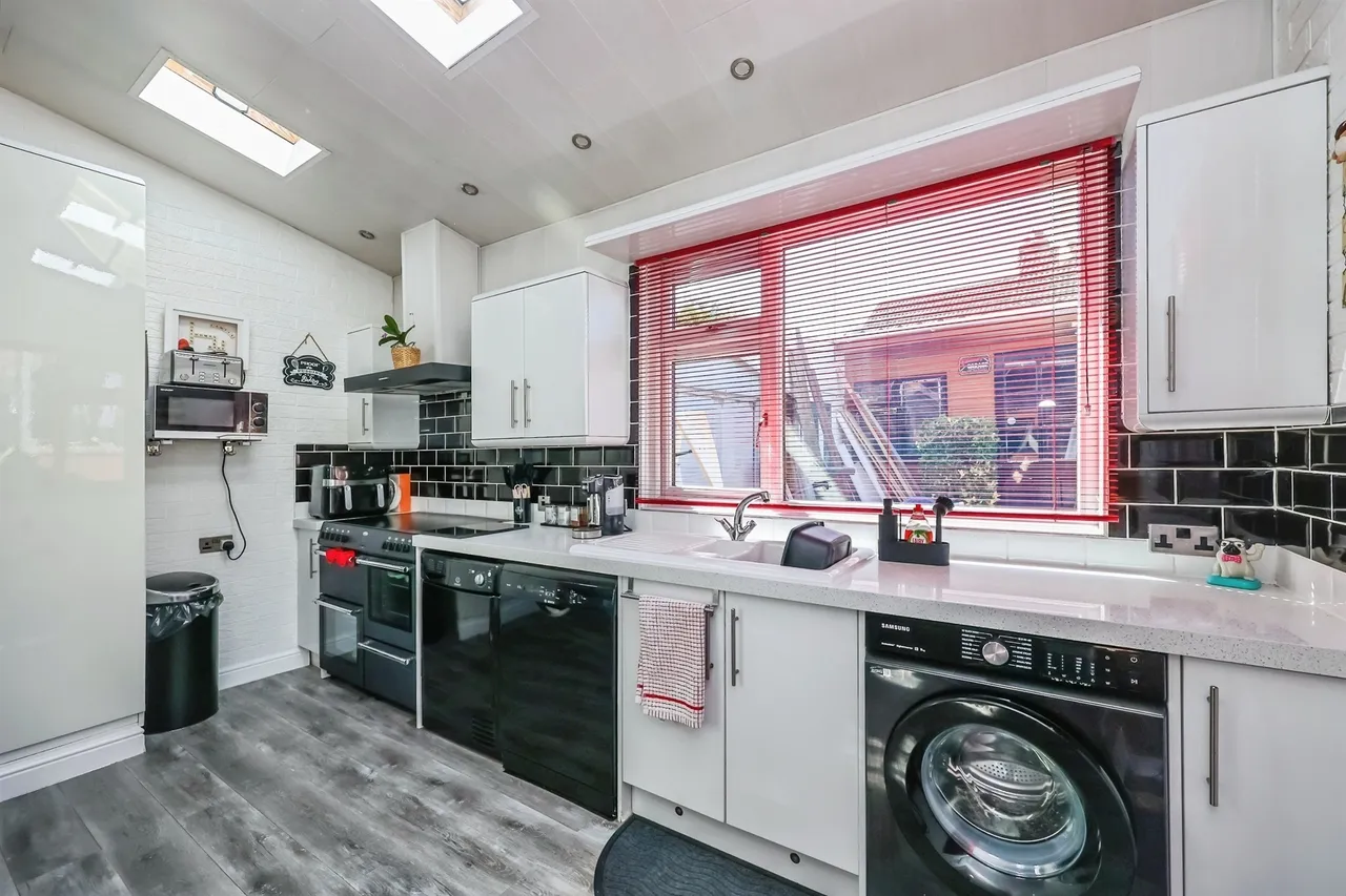 New Road, Ironville, NG16, photo 9
