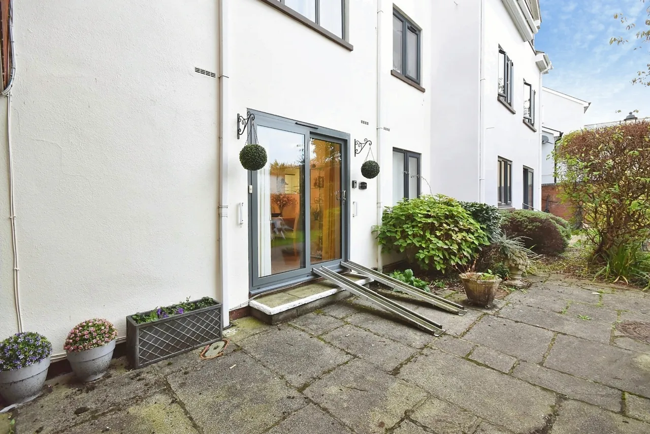 Kerslake Court, Honiton, EX14, photo 10