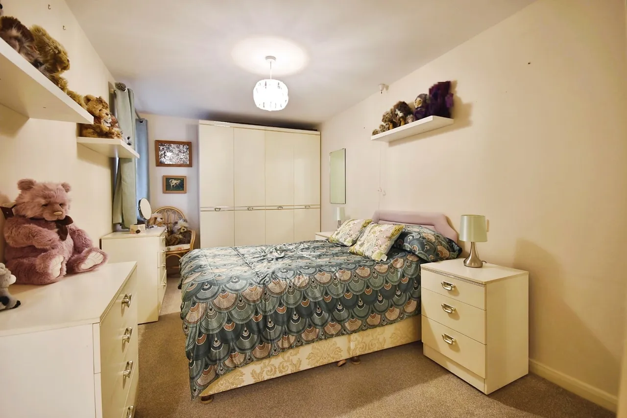 Kerslake Court, Honiton, EX14, photo 6
