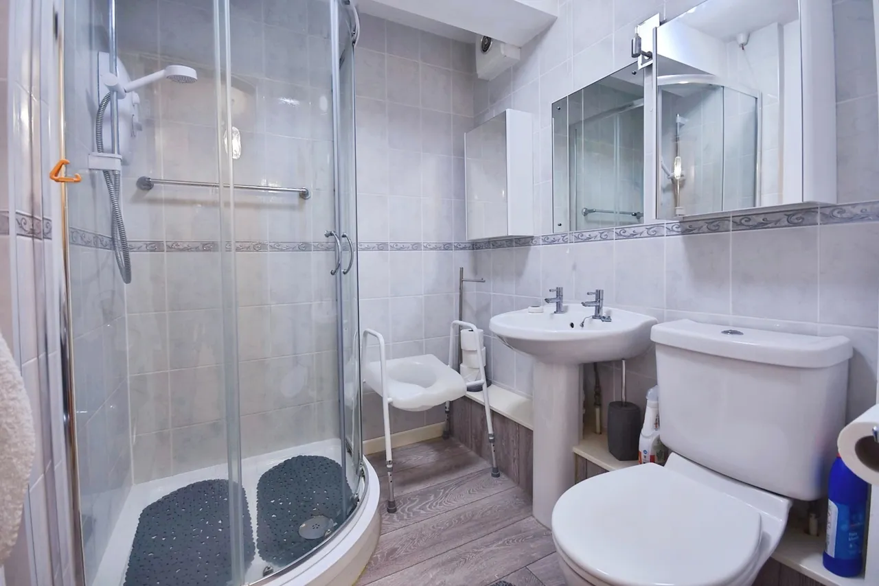 Kerslake Court, Honiton, EX14, photo 8