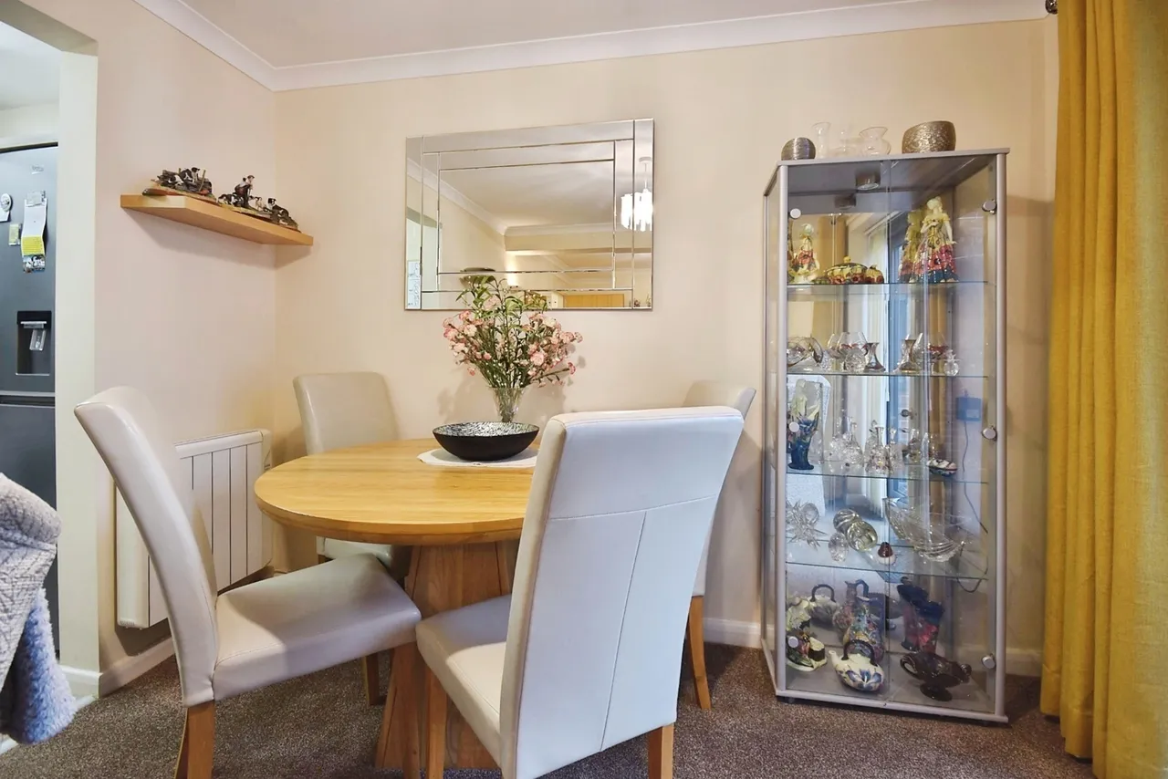 Kerslake Court, Honiton, EX14, photo 4