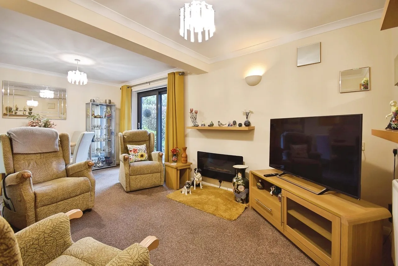 Kerslake Court, Honiton, EX14, photo 2