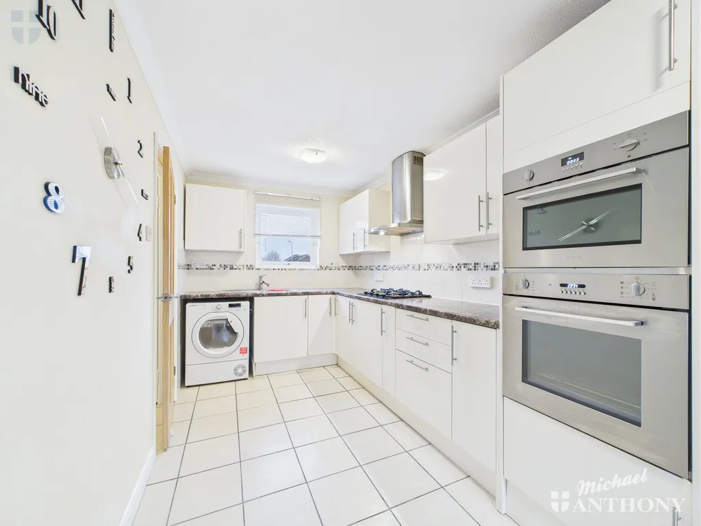 Meadow Way, Leighton Buzzard, LU7, photo 2