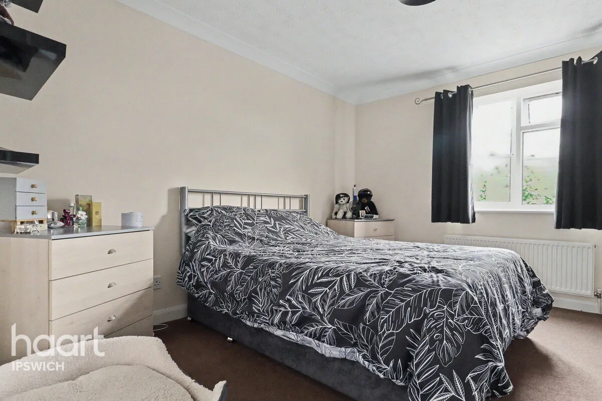 Francis Close, Ipswich, IP5, photo 6