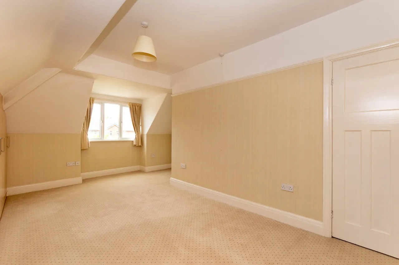 Broadway, Rhos on Sea, LL28, photo 7