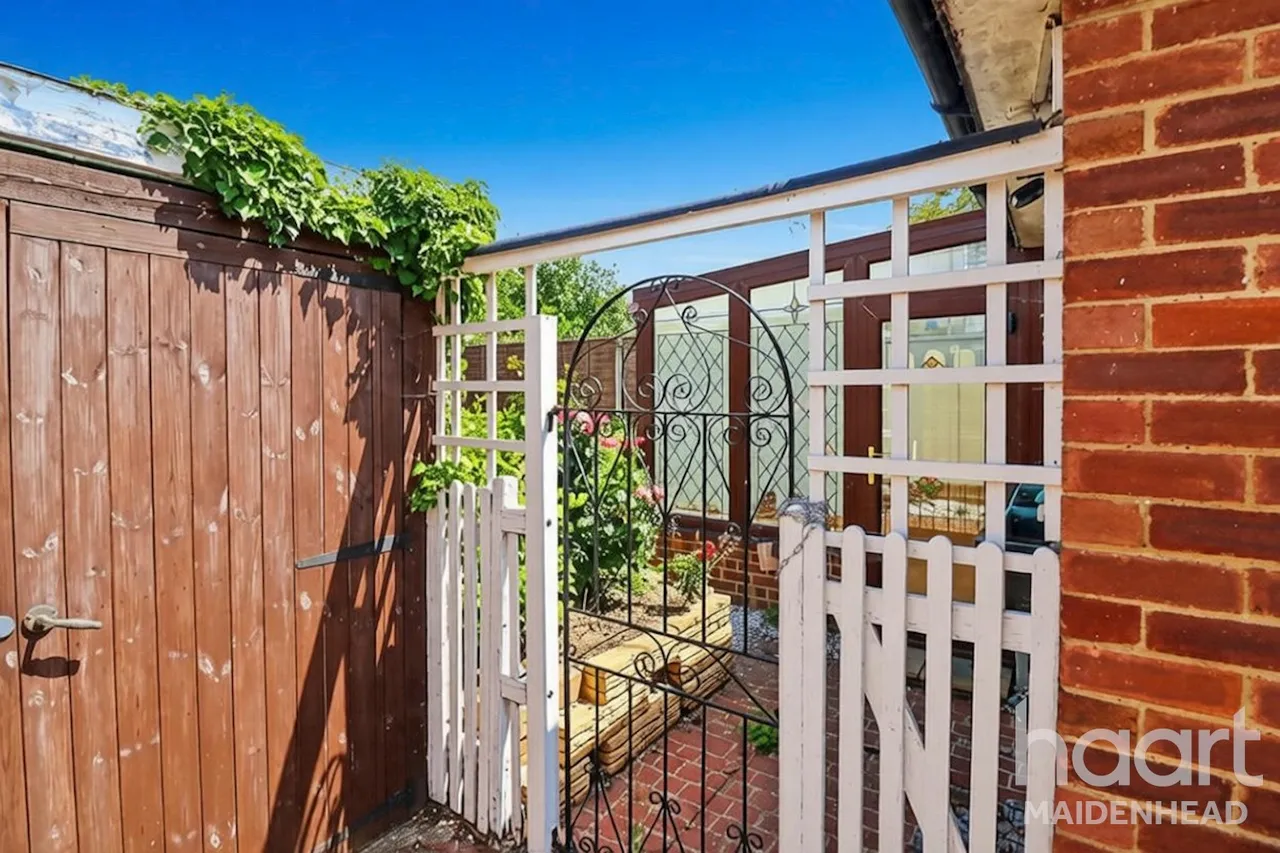 Walpole Road, Slough, SL1, photo 11
