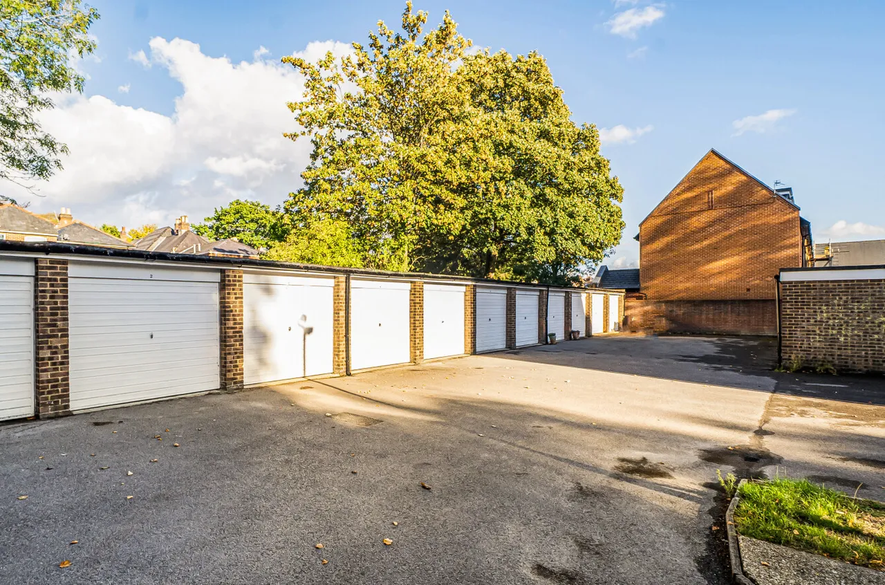 Hulse Road, Banister Park, SO15, photo 9