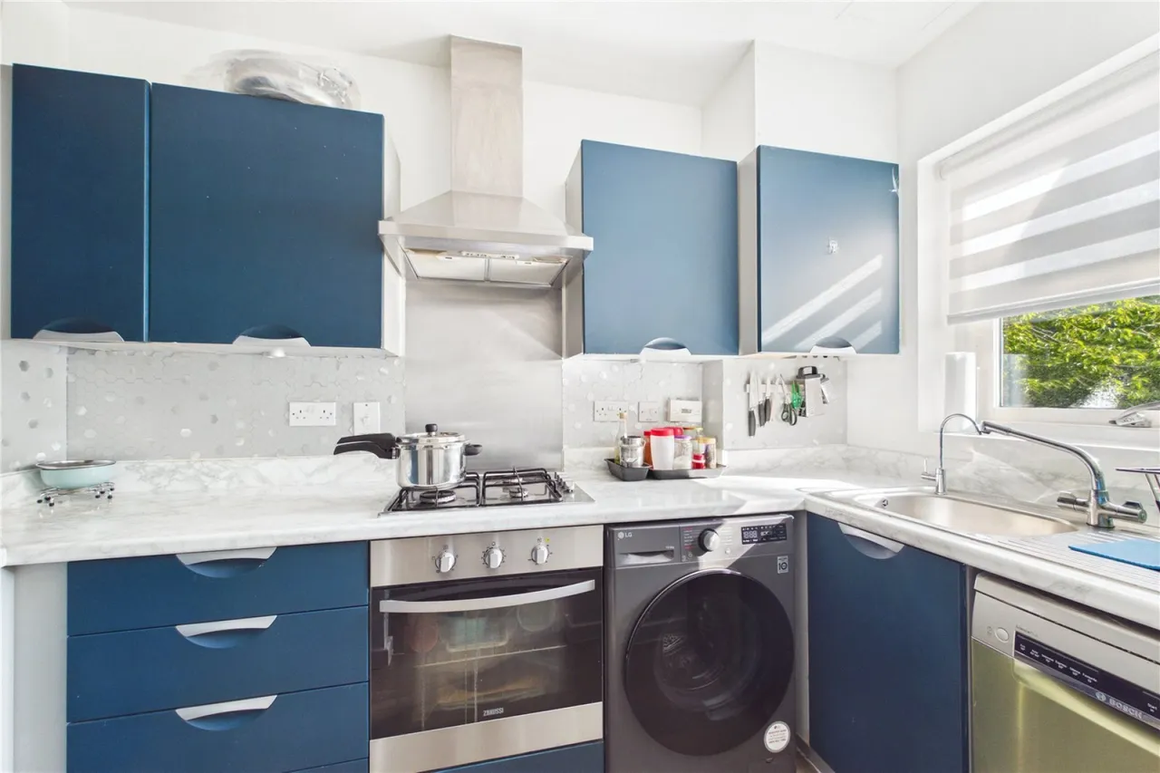 Tay Road, Tilehurst, RG30, photo 2