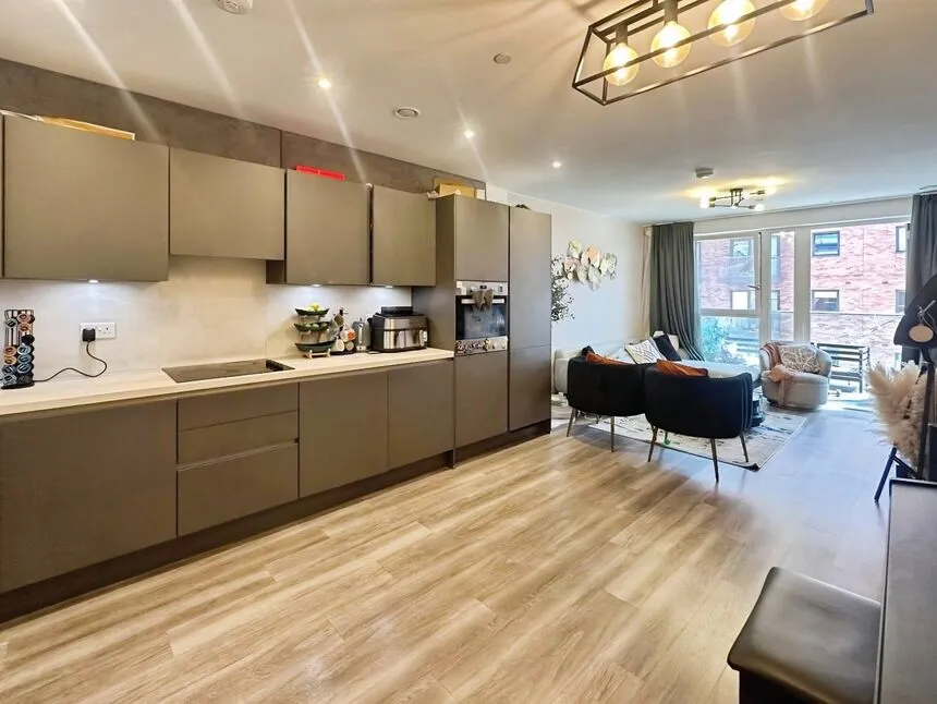 Green Street, London, E13, photo 11