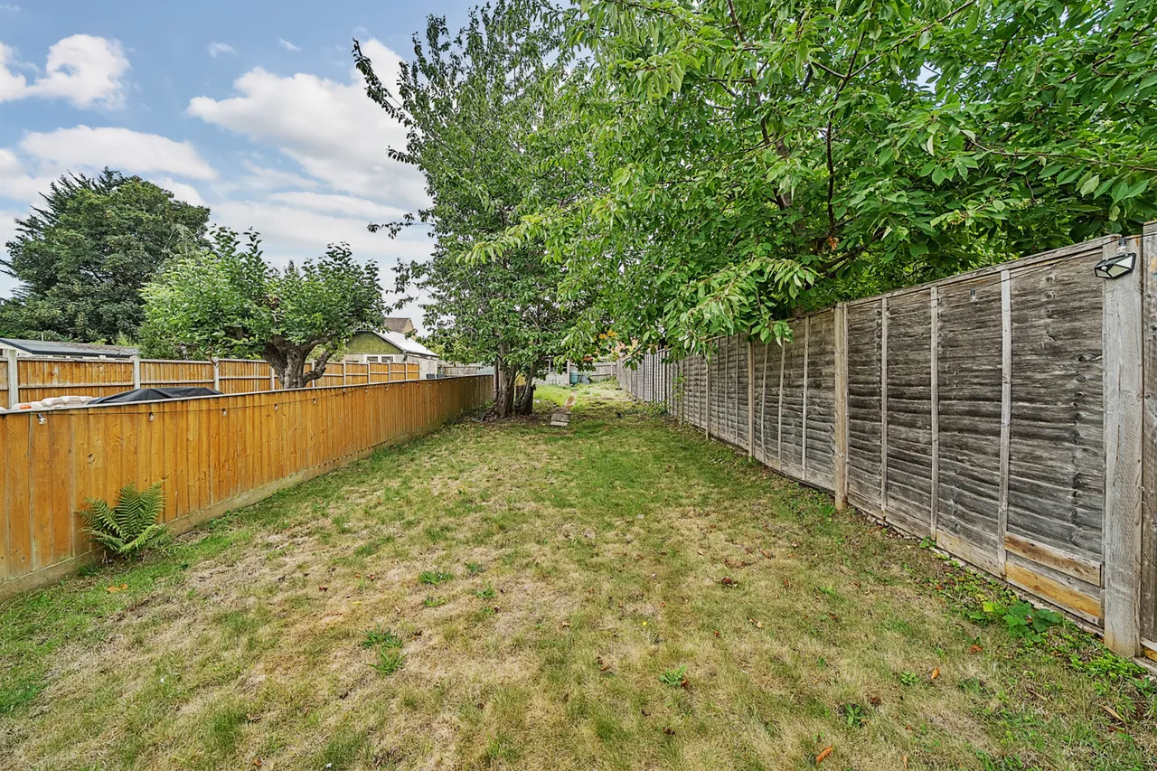 Denham Way, Maple Cross, WD3, photo 13