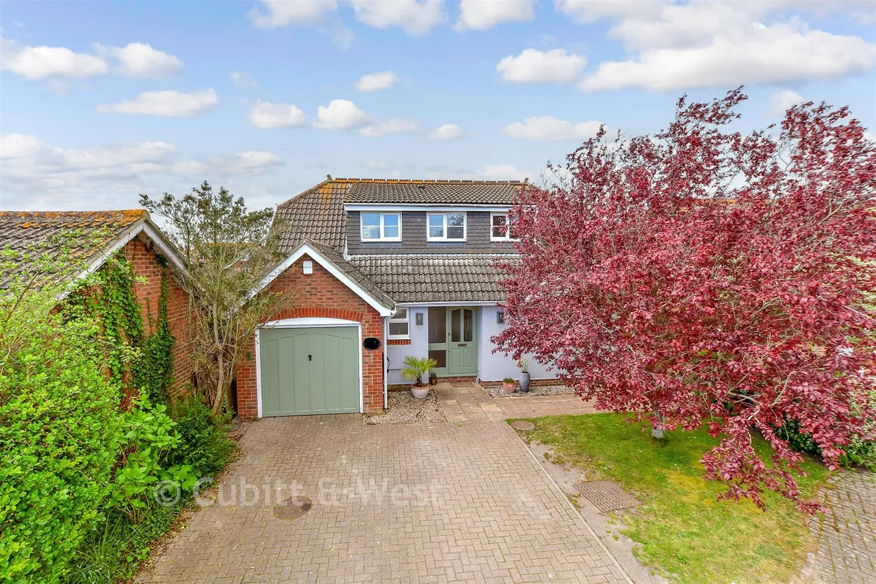 Victoria Road, Hayling Island, PO11, photo 5