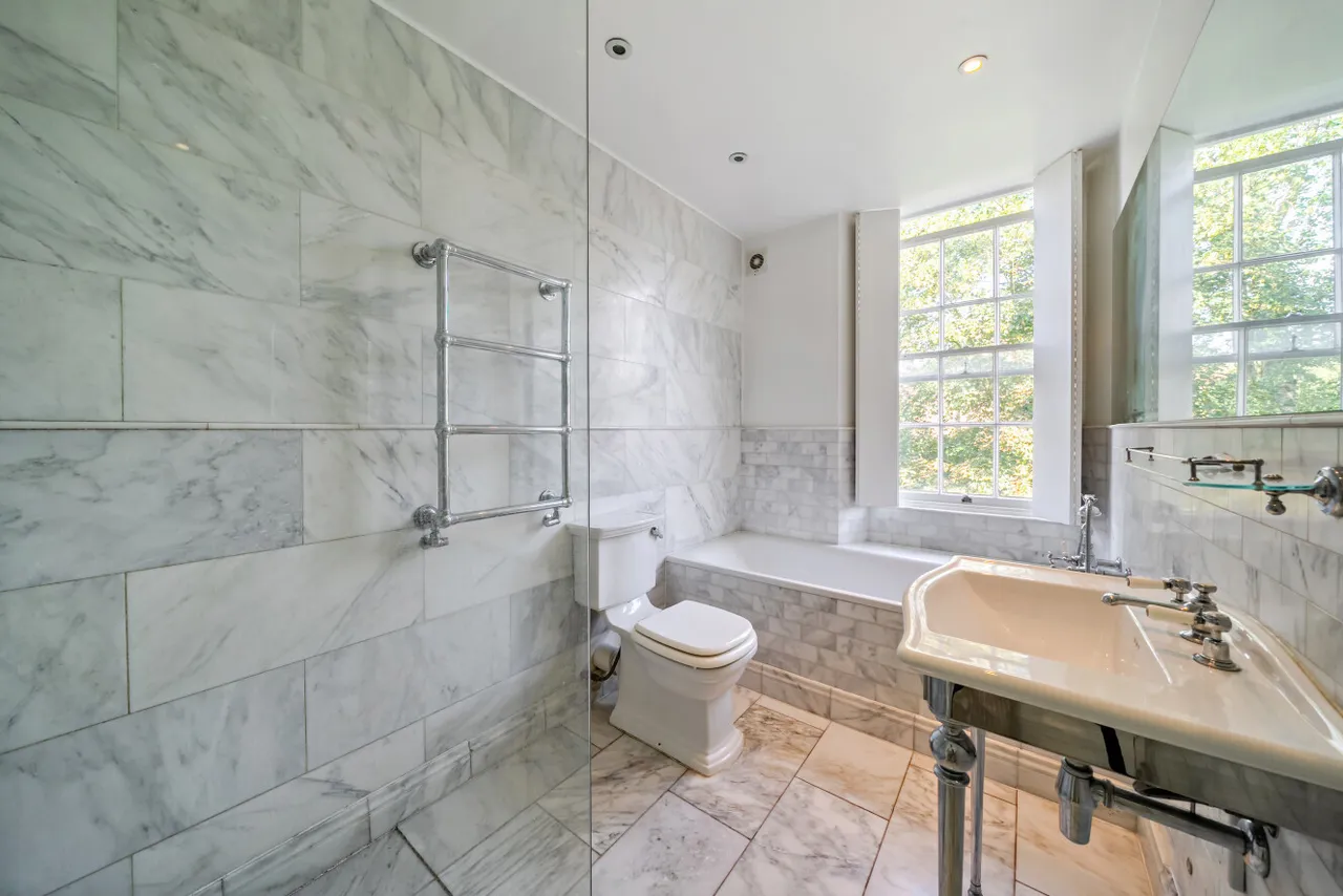 Clapham Common North Side, Clapham, SW4, photo 11