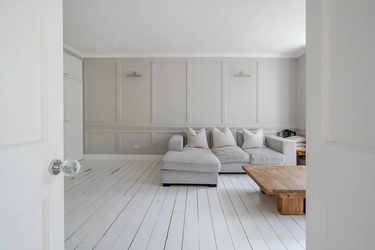 Clapham Common North Side, Clapham, SW4, photo 18