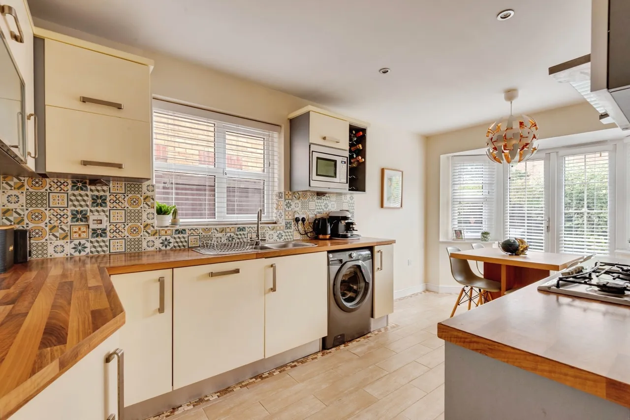 Lees Lane, Liverpool, L12, photo 9