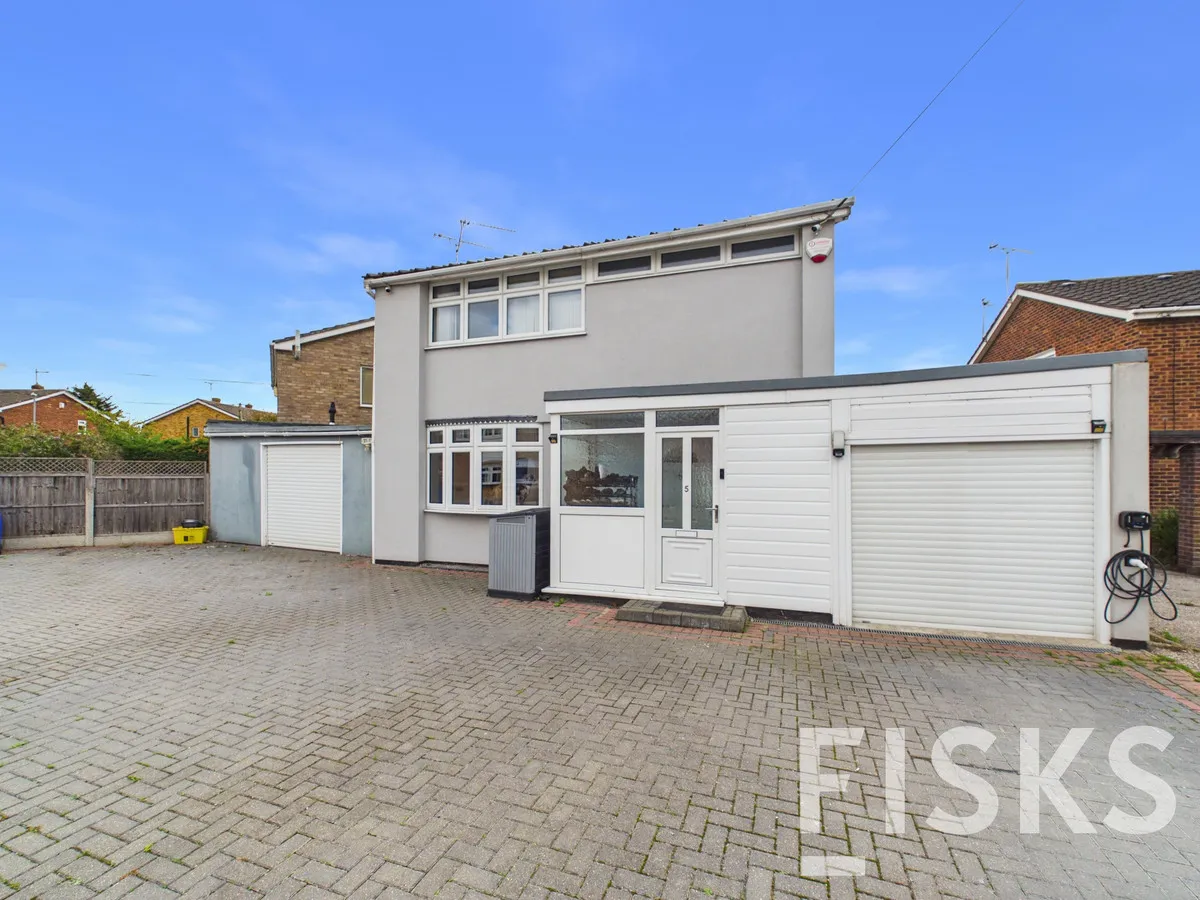 3 bed house for sale, Linden Leas, Benfleet, SS7