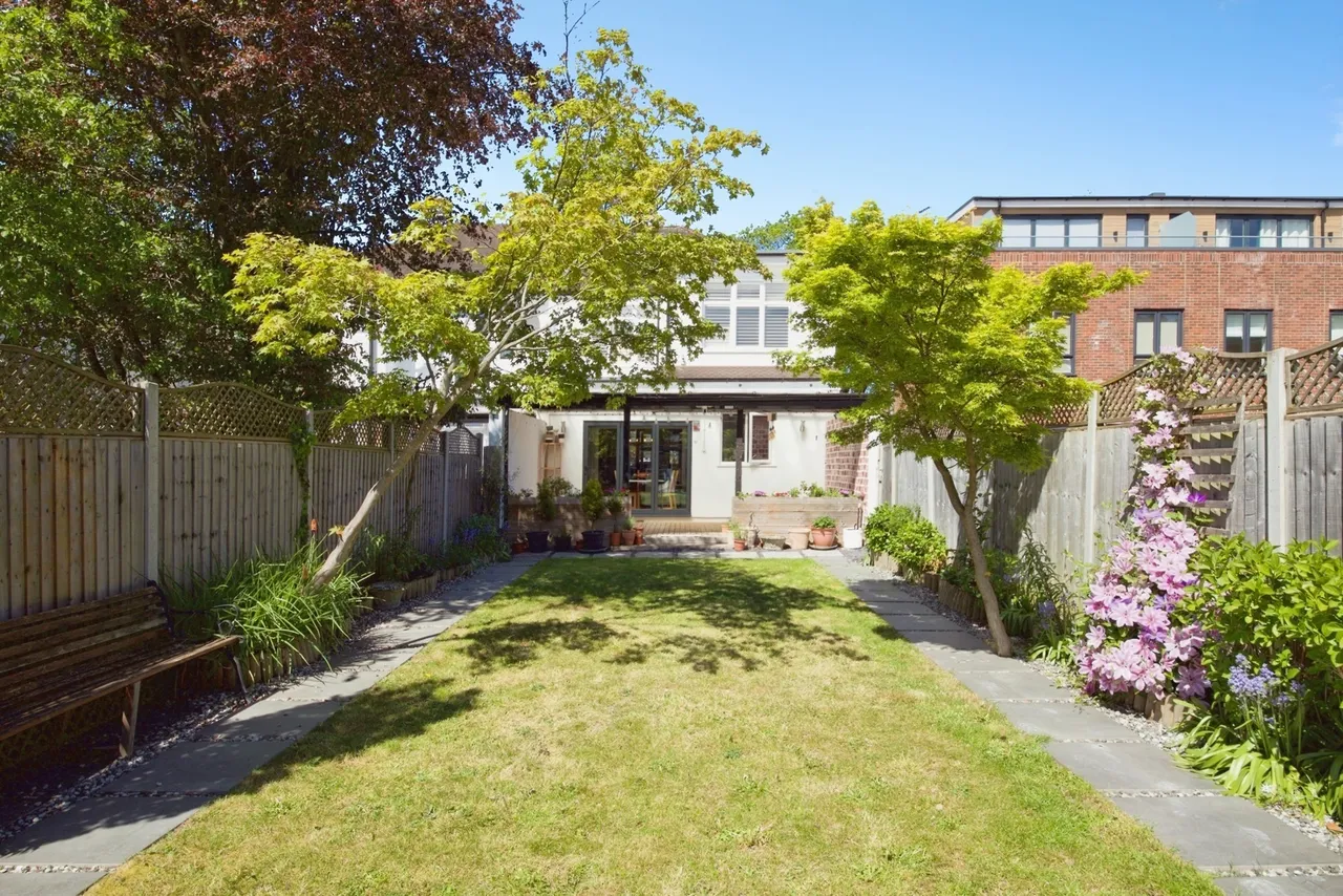 Bramley Road, London, N14, photo 6