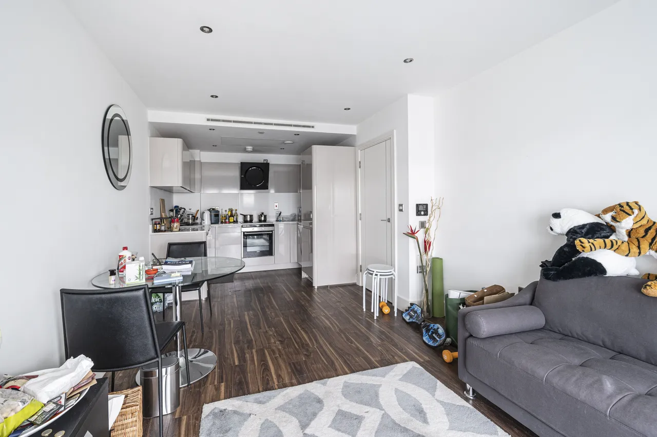 Apartment 2206, Altitude Point, 71 Alie Street, London, photo 6
