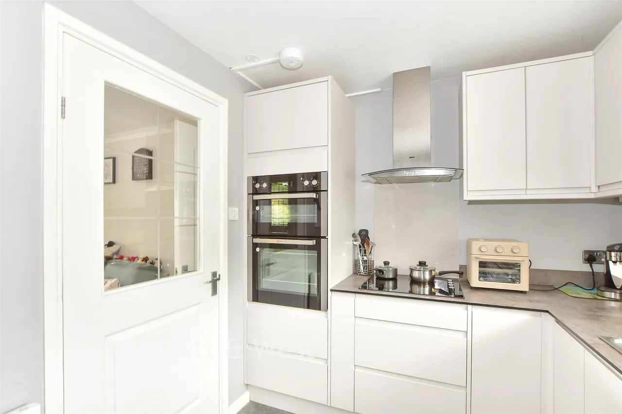 Balcombe Road, Haywards Heath, RH16, photo 5