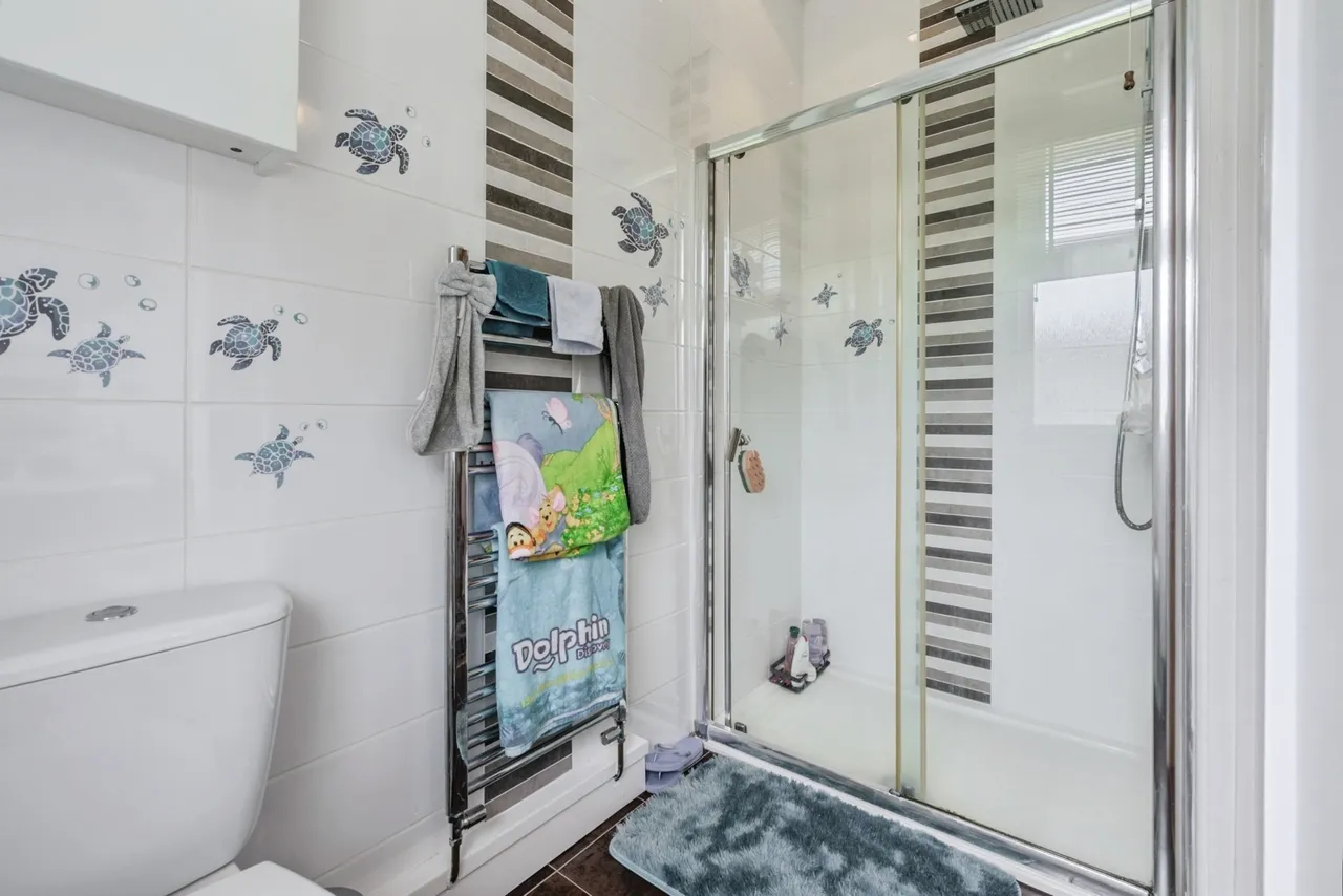 Ronald Terrace, Plymouth, PL2, photo 15
