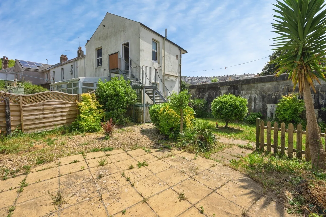 Ronald Terrace, Plymouth, PL2, photo 4