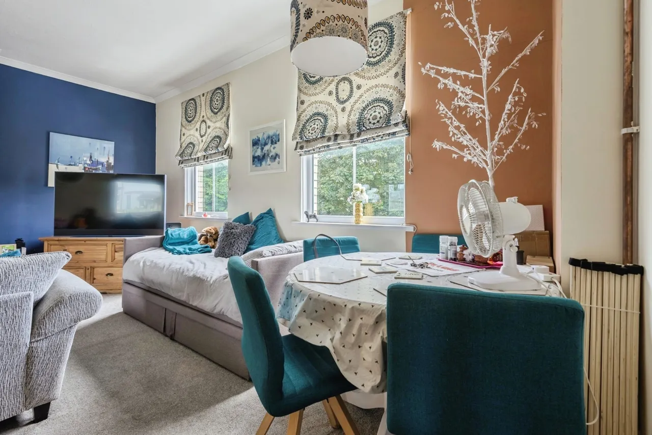 Ronald Terrace, Plymouth, PL2, photo 10