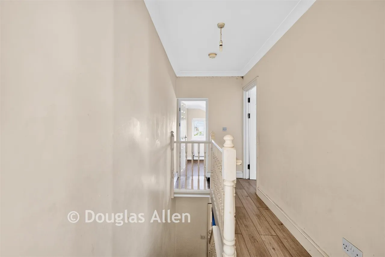 Railway Street, Romford, RM6, photo 11