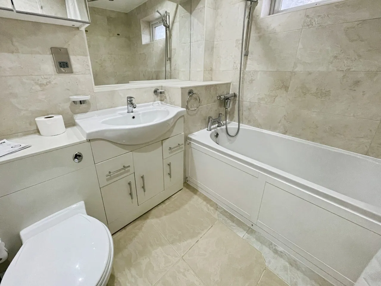 Beech Way, Basingstoke, Basingstoke, RG23 8LR, photo 15
