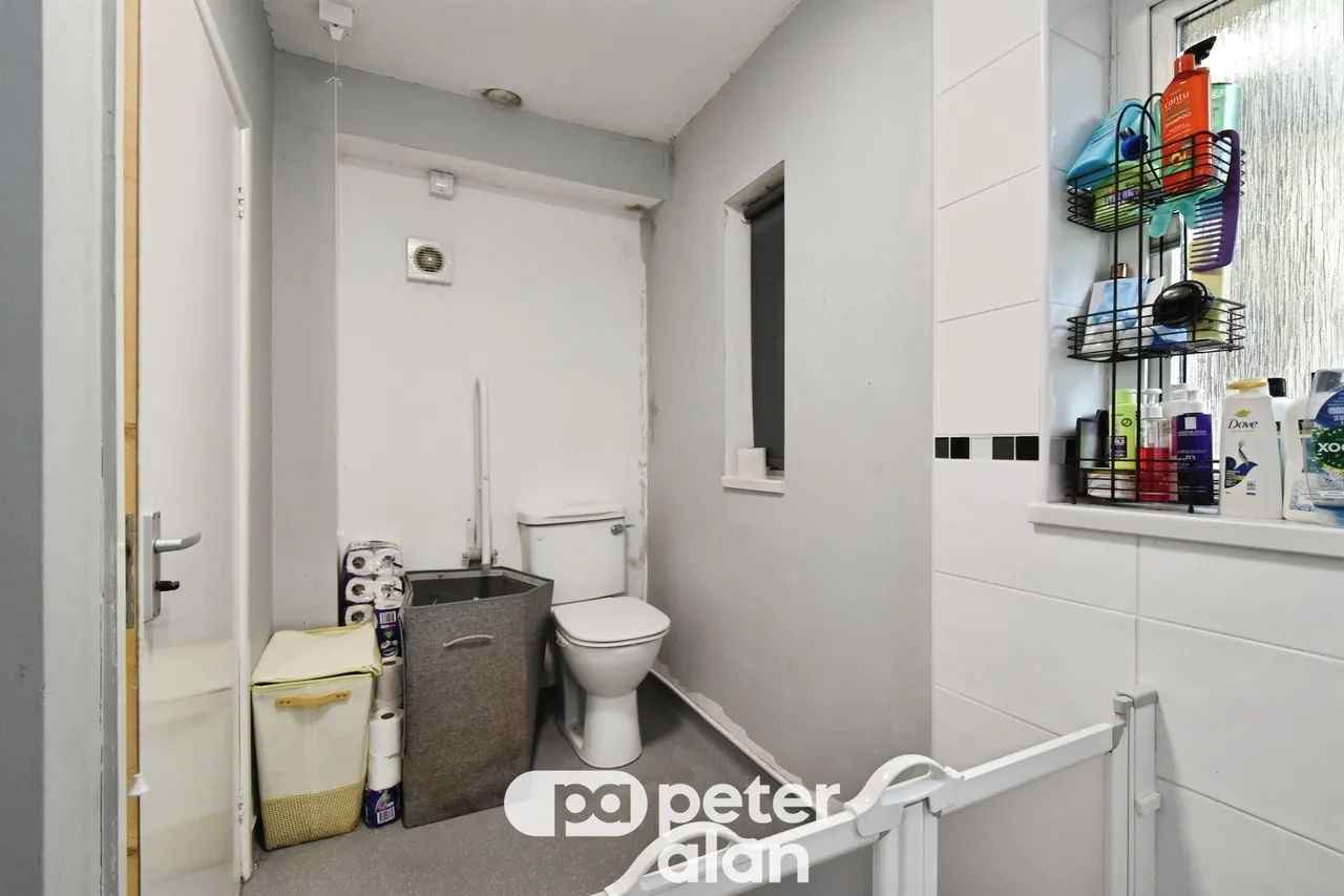 Treneol Aberdare, CF44, photo 9