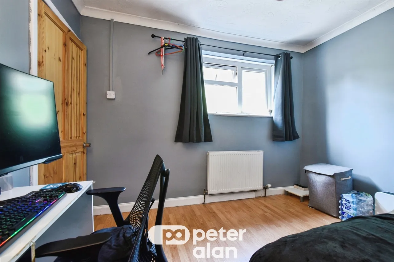 Treneol Aberdare, CF44, photo 13