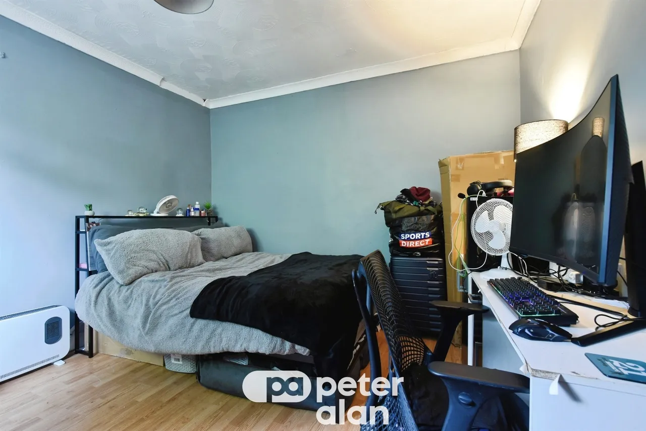 Treneol Aberdare, CF44, photo 14